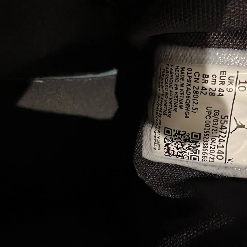 2021 Air Jordan 1 MID 
